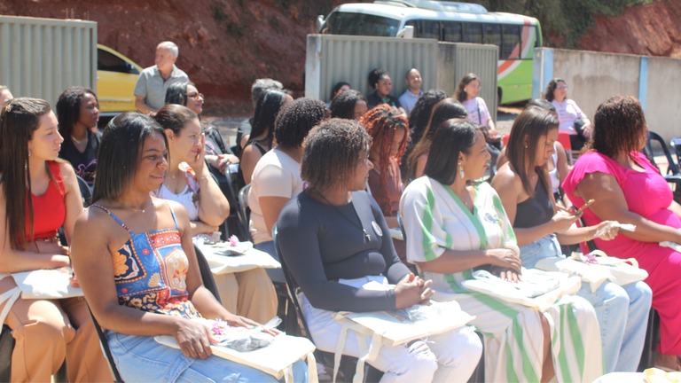 Programa Mulheres Mil em Santos Dumont inicia primeira turma dedicada às comunidades quilombolas